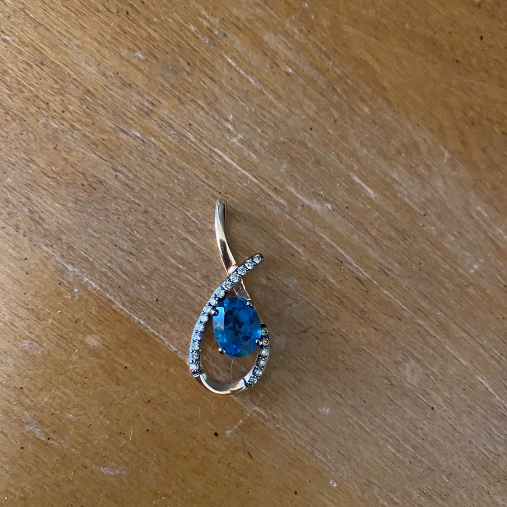 levian blue topaz pendant